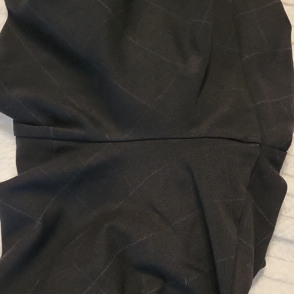 Ellen Tracy Black Dress Pants Sleek Tapered Design Thin Stripe Checkered Design - Picture 6 of 7